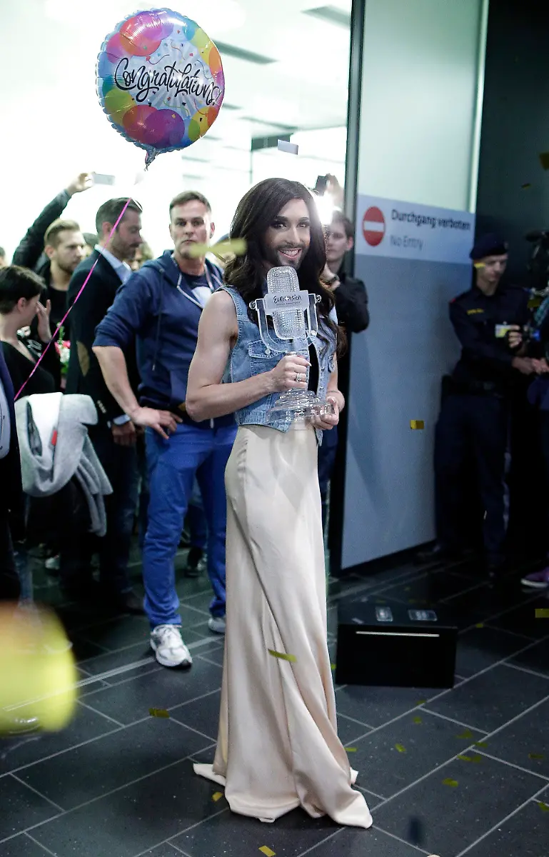 3ihq4733-jpg8397642272527243160