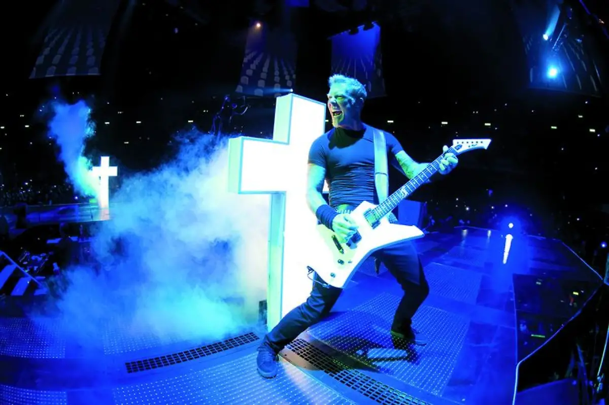 METALLICA-Szenenbild-01