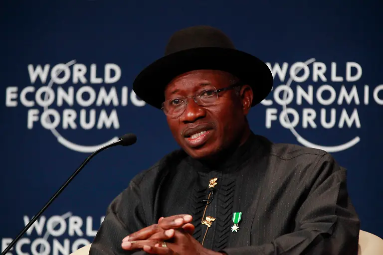 328952003039ADE6-jpg5853560228251611964