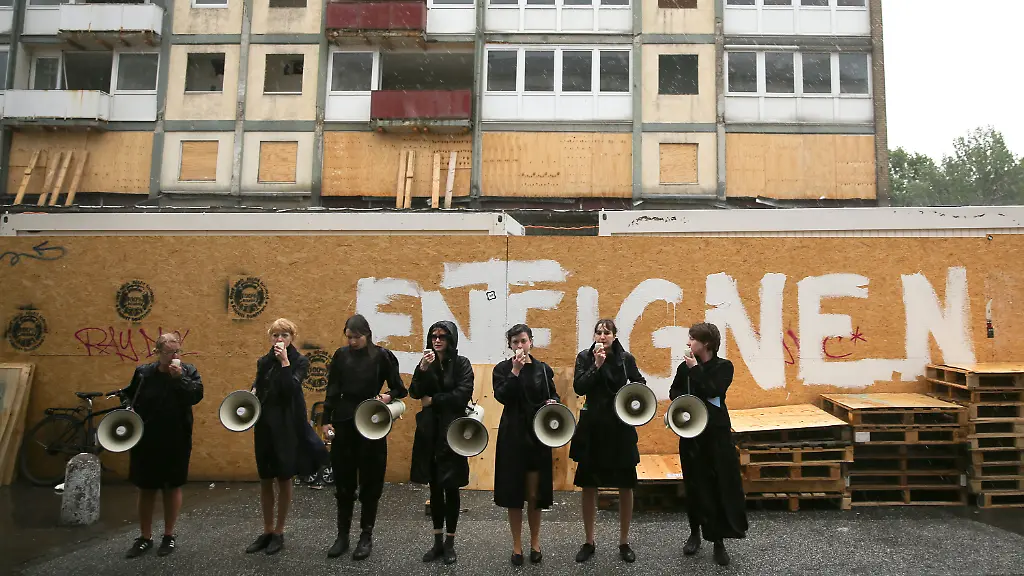 3if30755-jpg6626819389168650534