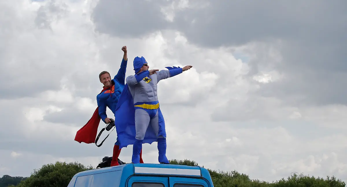 82-AP120704042809-76