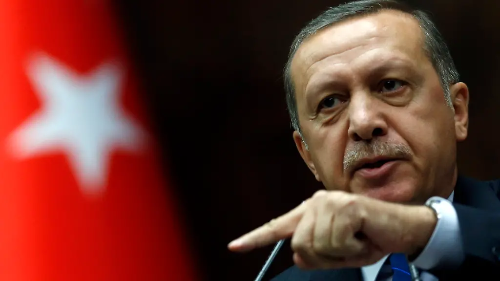 2014-04-29T102414Z-32671732-GM1EA4T1F2101-RTRMADP-3-TURKEY-ERDOGAN-JPG8371007315558506957