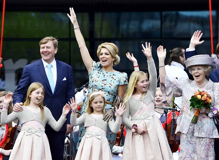 3i715949-jpg7902909930289616838