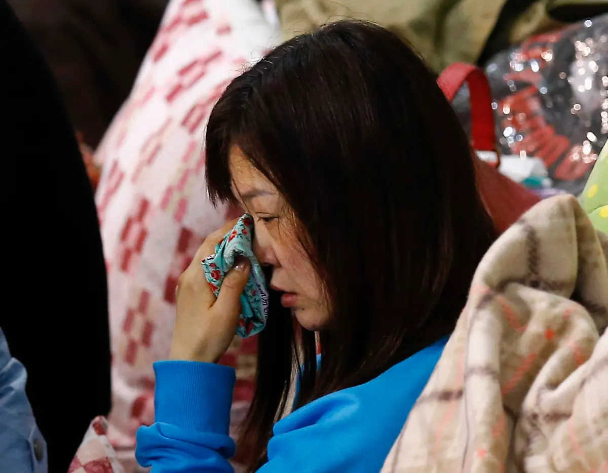 2014-04-21T044714Z-2101258856-GM1EA4L0ZAP01-RTRMADP-3-KOREA-SHIP-JPG2719795296856330645