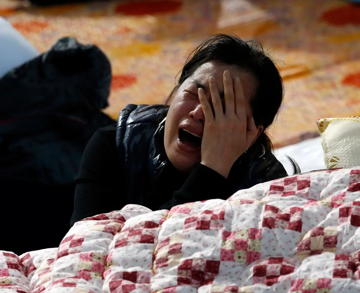 2014-04-20T064531Z-819923405-GM1EA4K14UH01-RTRMADP-3-KOREA-SHIP-JPG9184392247713711187