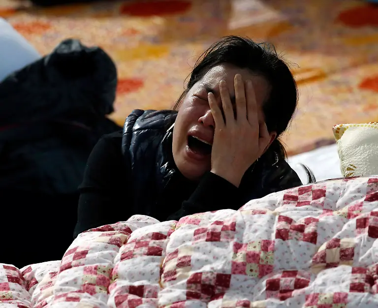 2014-04-20T064531Z-819923405-GM1EA4K14UH01-RTRMADP-3-KOREA-SHIP-JPG9184392247713711187