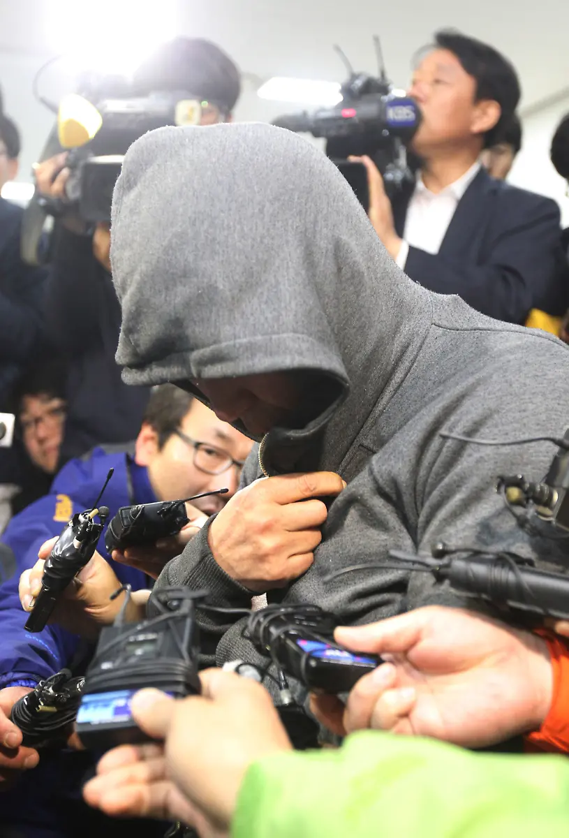 32892400A298CAF0-jpg5151678484530828786