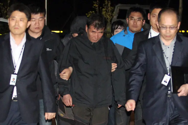 32892400E2C38285-jpg6895938124396903453