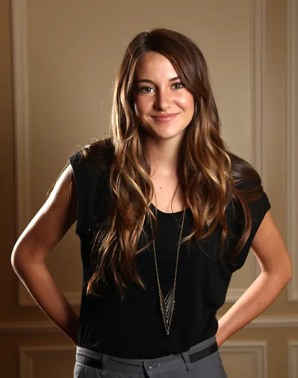 shailene-49