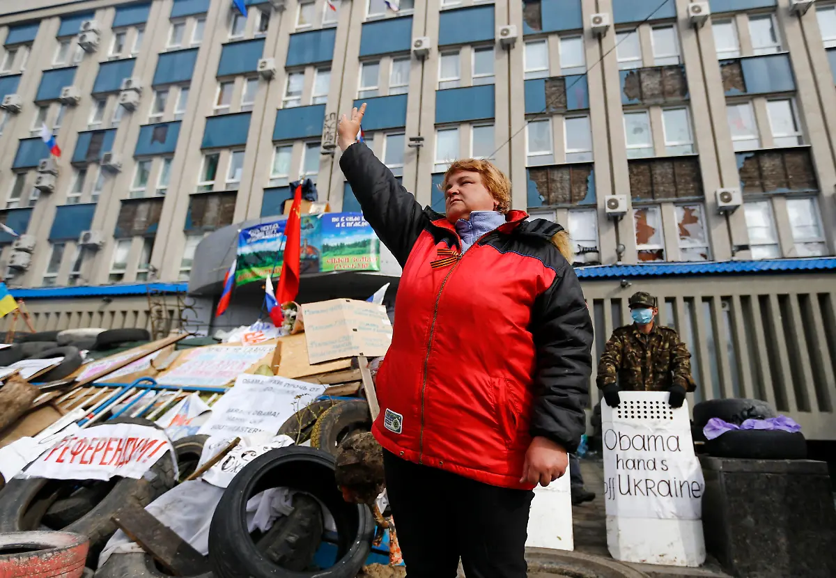 2014-04-14T070159Z-46469558-GM1EA4E15MD01-RTRMADP-3-UKRAINE-CRISIS-JPG7720233170225114105