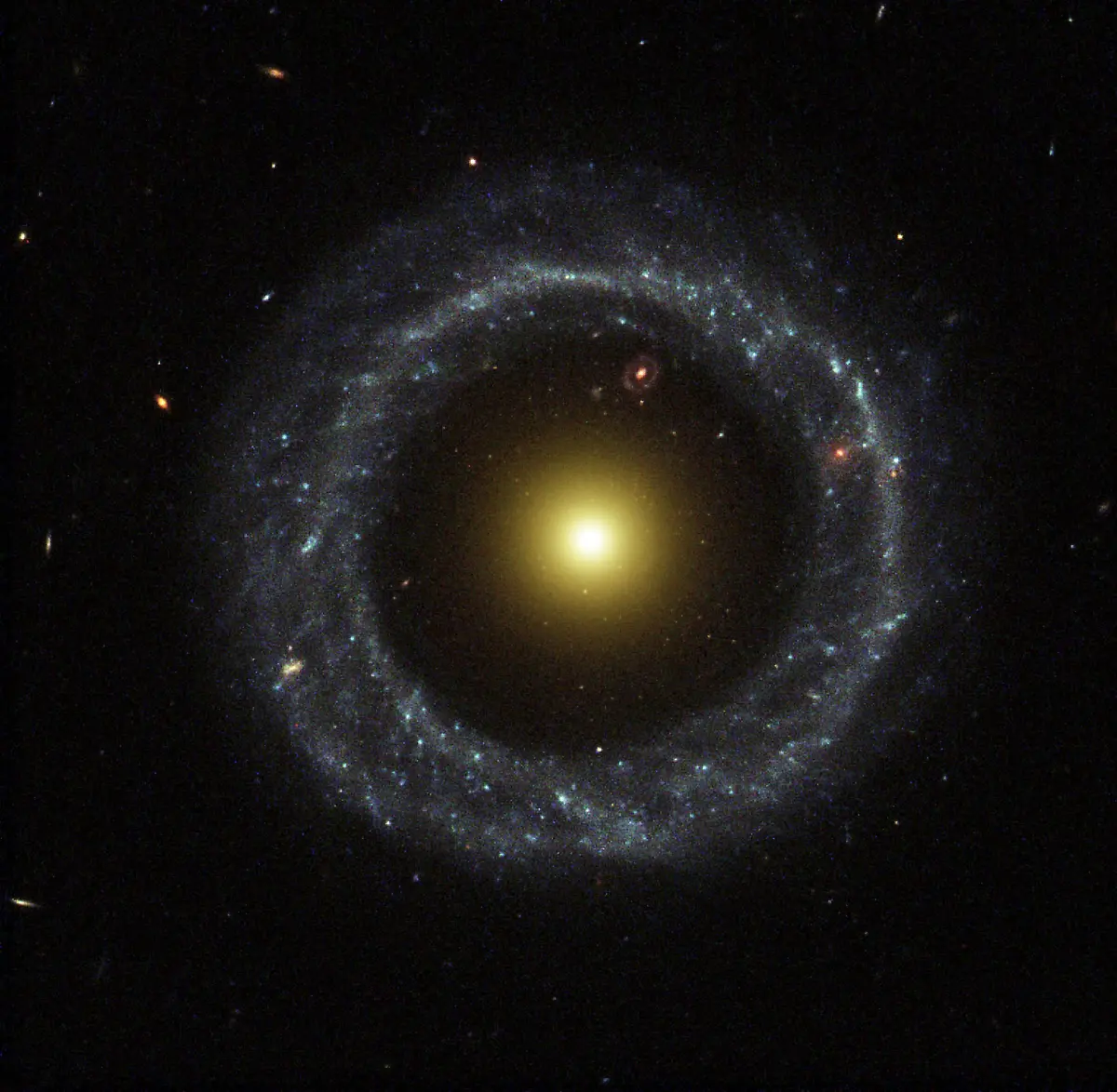 Hoag-s-object-Polarringgalaxie