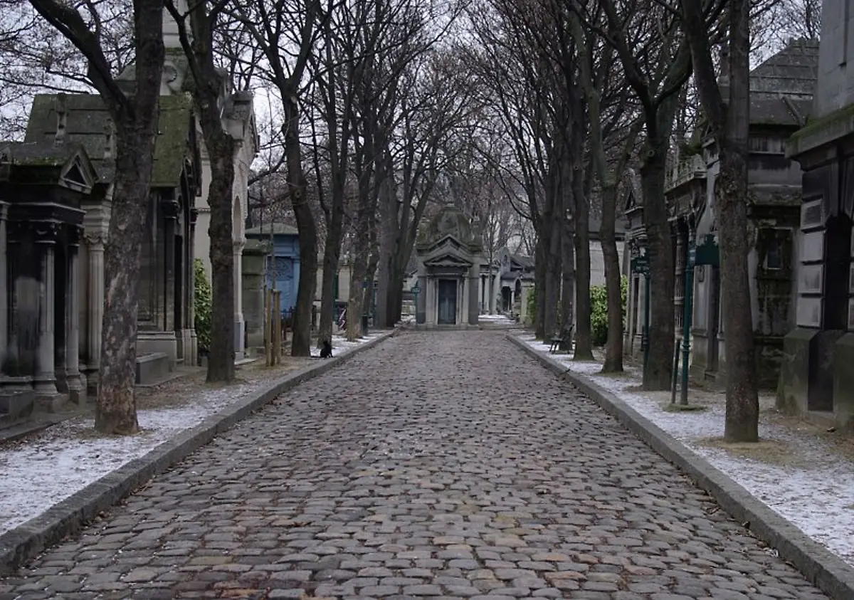 800px-Paris-Cimetiere-de-Montmartre-004