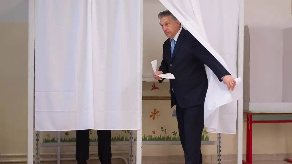 imago-st-040612400073-61350621-jpg8341692234169838308