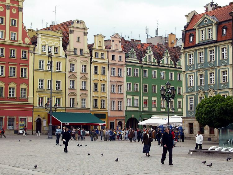 Farbenfroh: Marktplatz der polnischen Stadt Breslau. (Archivbild von 2003)