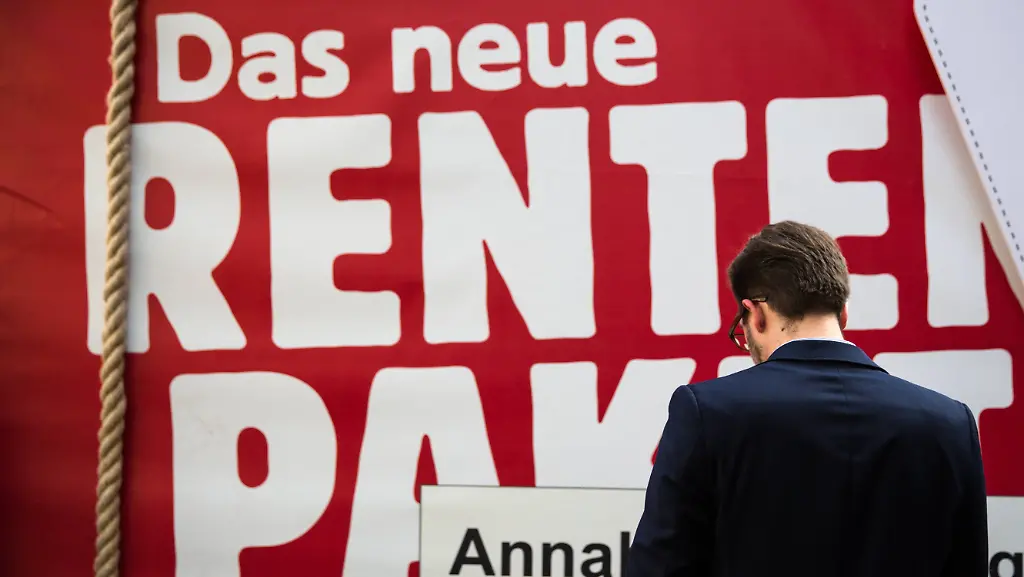 imago-st-040315400102-61339807-jpg8872138798325251674