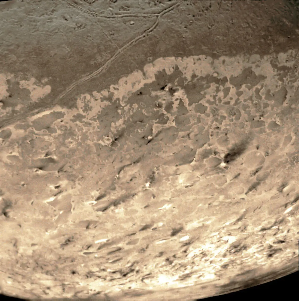 Triton-NASA-Geysire-Eisvulkane