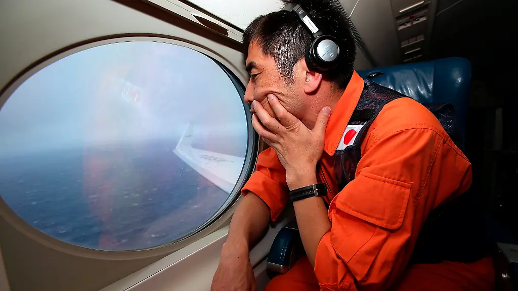 2014-04-01T153054Z-520105043-GM1EA411SSK01-RTRMADP-3-MALAYSIA-AIRLINES-JPG8039960257249995870