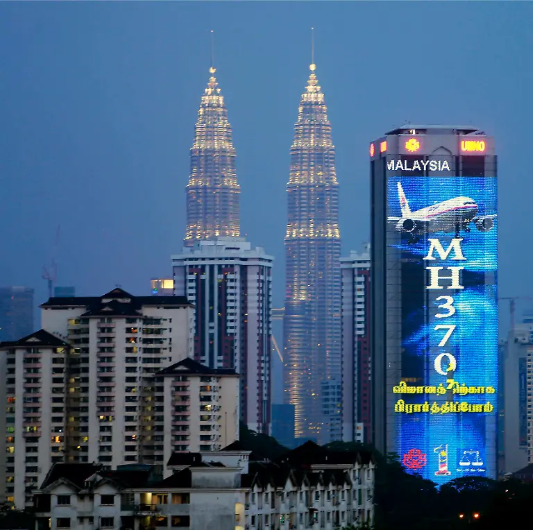 2014-03-19T130128Z-767192646-GM1EA3J1LY001-RTRMADP-3-MALAYSIA-AIRLINES-JPG3269456969199500563