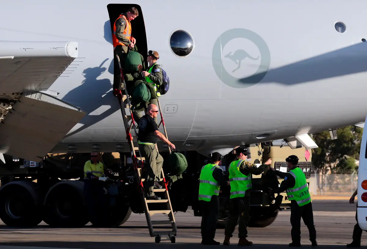 2014-03-20T113030Z-922774389-GM1EA3K1I3E01-RTRMADP-3-MALAYSIA-AIRLINES-AUSTRALIA-JPG8351852972283048627