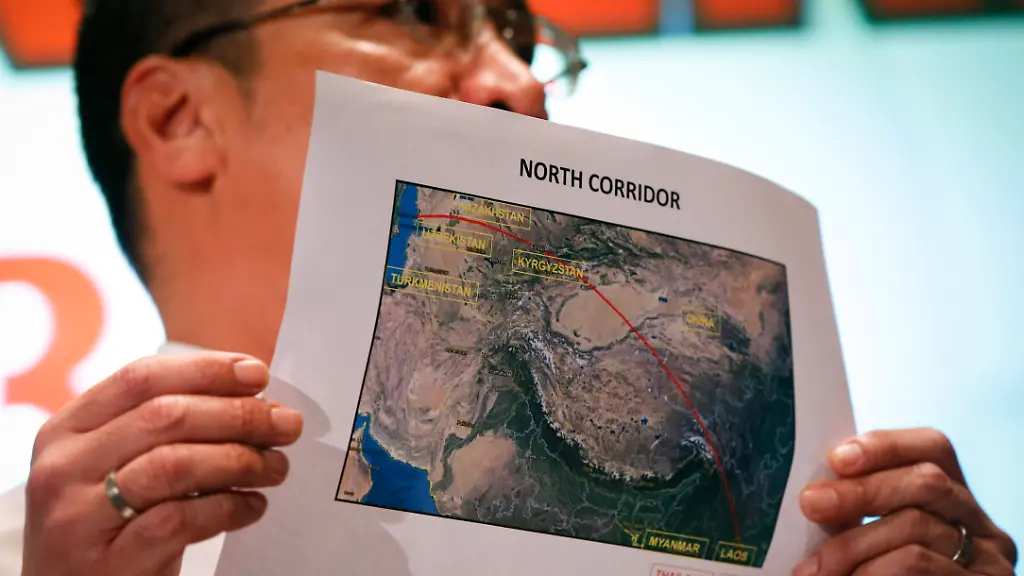 3288E200CBB35390-jpg3592998507931383724