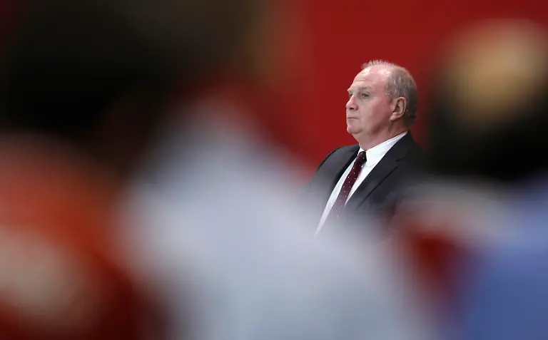 2014-03-07T115857Z-1287614320-GM1E9BE07DW01-RTRMADP-3-GERMANY-TAX-HOENESS-JPG5780955589755723379