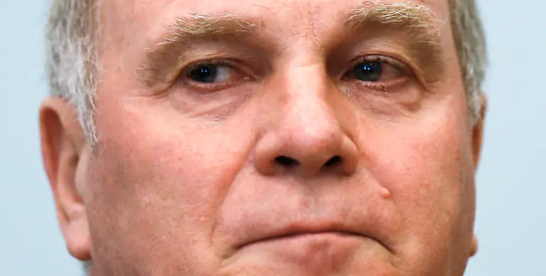 2014-03-14T092203Z-343149825-BM2EA3E0SFT02-RTRMADP-3-GERMANY-TAX-HOENESS-JPG4485645303682033455