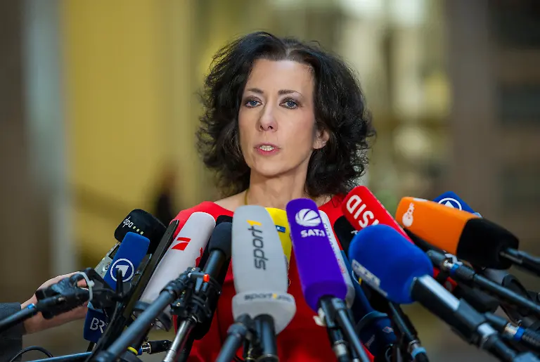 3hcz3518-jpg210334869709784942