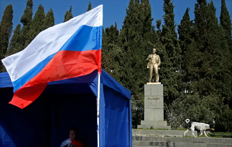 2014-03-12T151112Z-921673797-GM1EA3C1SBM01-RTRMADP-3-UKRAINE-CRISIS-JPG1260062897482097611