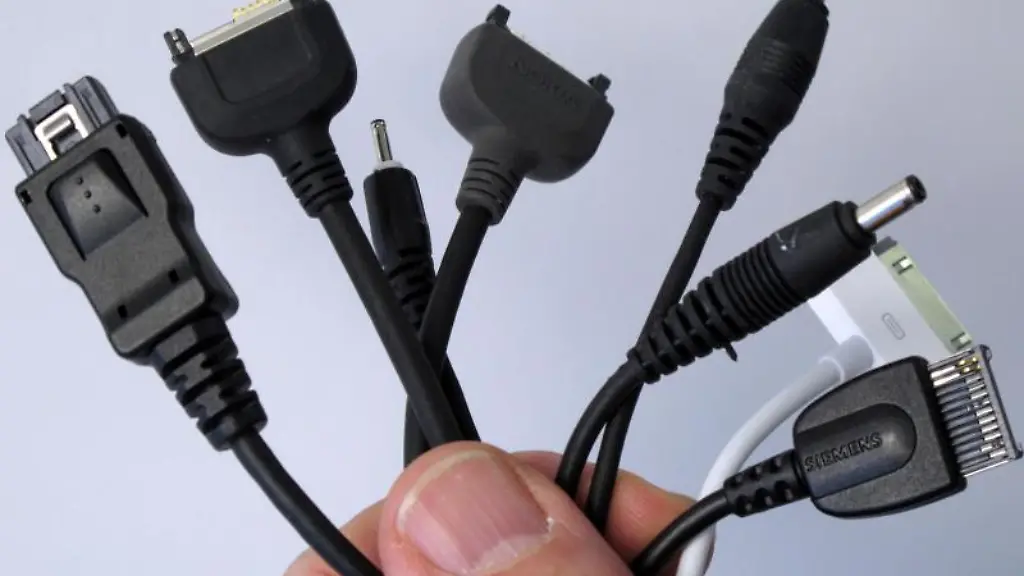 Damit-soll-Schluss-sein-Handy-Aufladekabel-von-verschiedenen-Herstellern