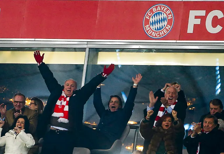 2014-03-11T204752Z-1762441063-LR1EA3B1LRH8S-RTRMADP-3-GERMANY-TAX-HOENESS-JPG4252999455690487580