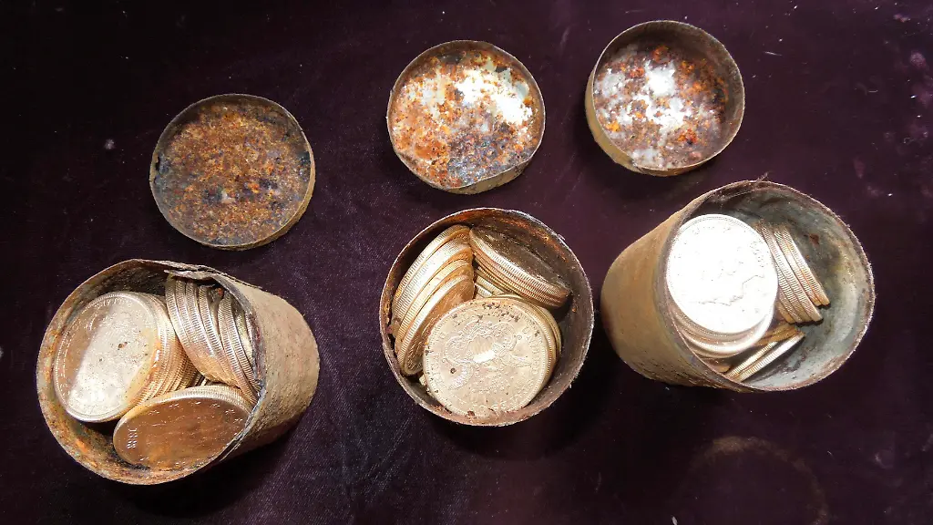 2014-02-26T021029Z-1854183663-GM1EA2Q0S5O01-RTRMADP-3-USA-CALIFORNIA-COINS-JPG7626538552283060367