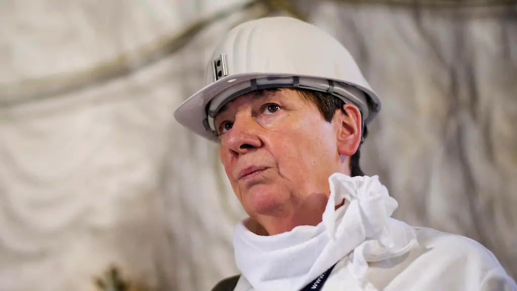 2014-03-04T144305Z-1232593748-LR1EA3414VIP3-RTRMADP-3-GERMANY-JPG8168718114650131582