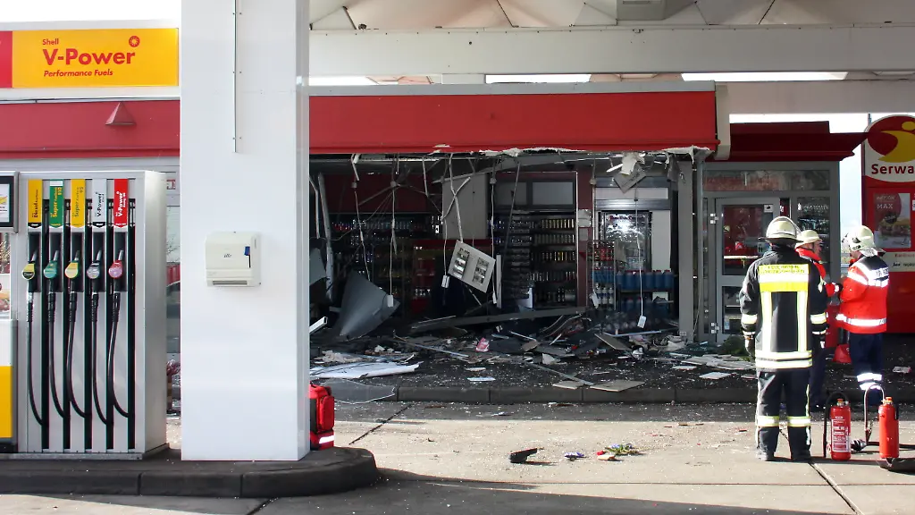 3h7n2322-jpg7103833955572307318