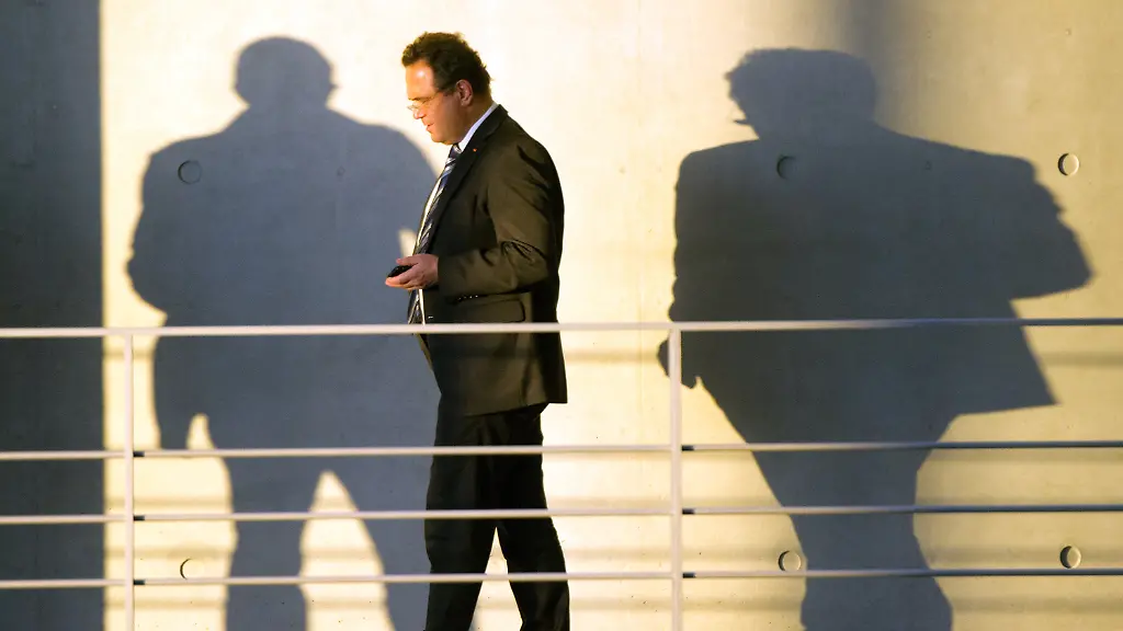 3h093404-jpg5783632920639989381