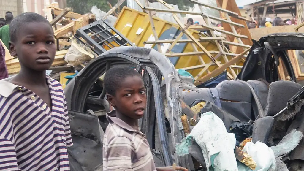 2014-03-02T155559Z-1051030742-GM1EA321TCR01-RTRMADP-3-NIGERIA-VIOLENCE-JPG8661947393269683705