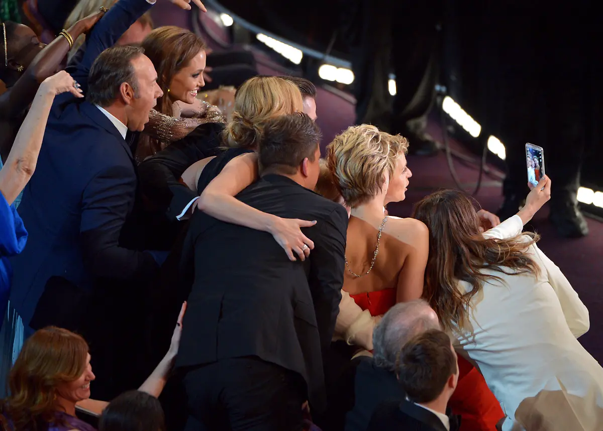 3288C6000F41C4A7-jpg9159645874673217513