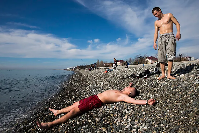 3gzr4111-jpg2404235050005685559