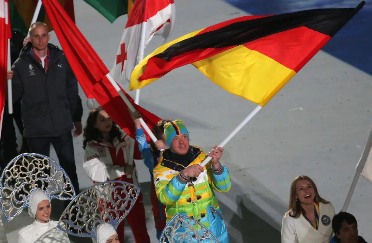 3gzu3415-jpg7346937397703893861