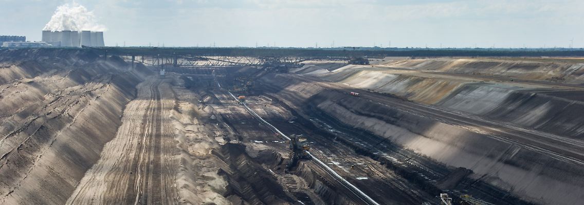 Braunkohle-Tagebau der Vattenfall Europe AG unweit des brandenburgischen Jänschwalde.