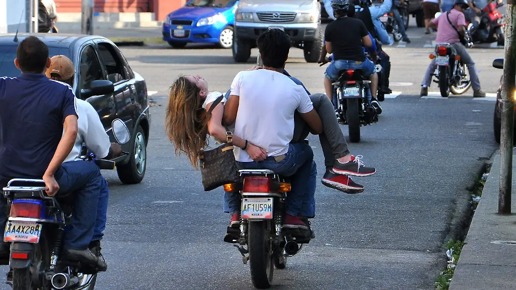 3gxe0237-jpg4760029216816877192