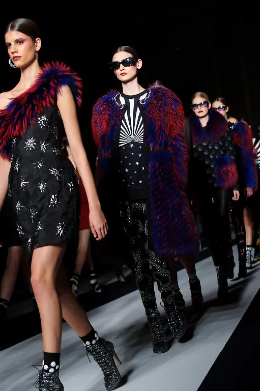 3288A000A1EA01B0-jpg2810598886118357283