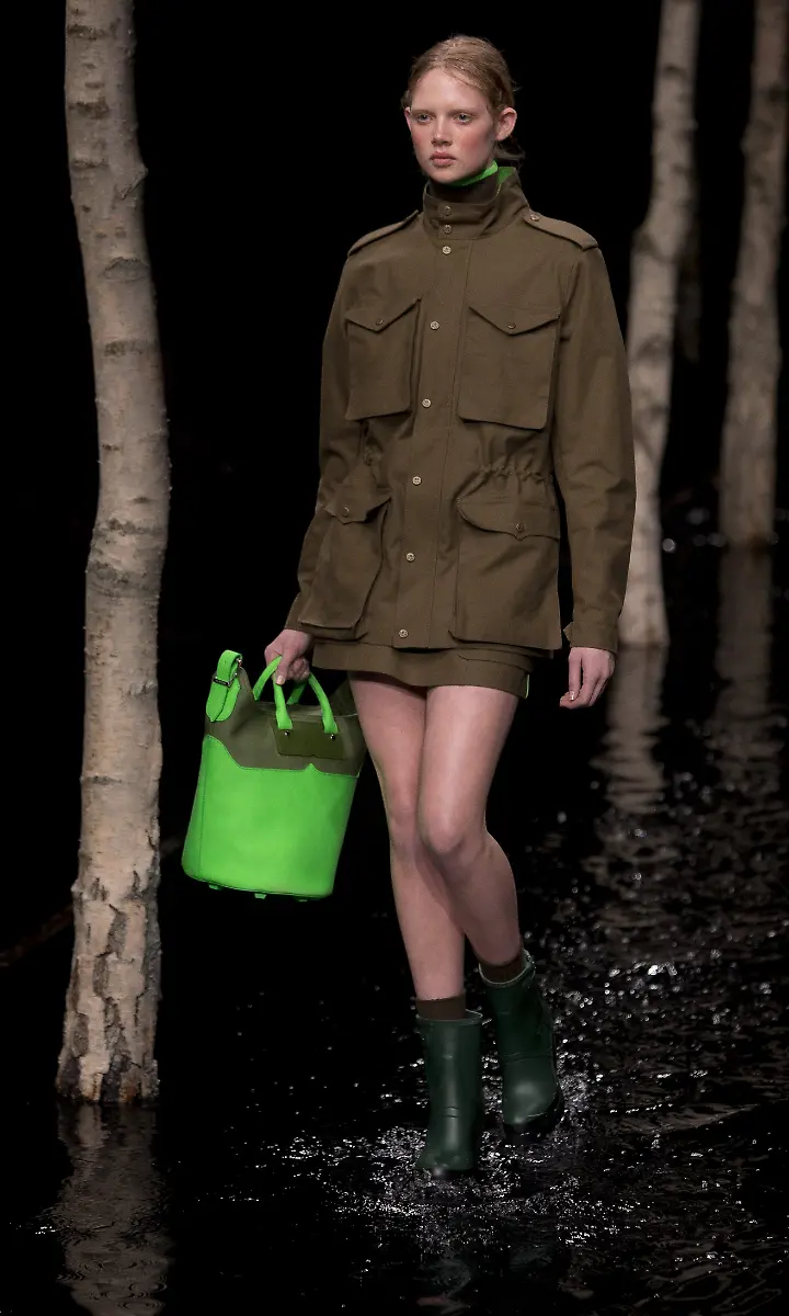 3288A000FF6CEC74-jpg6530893150391646027