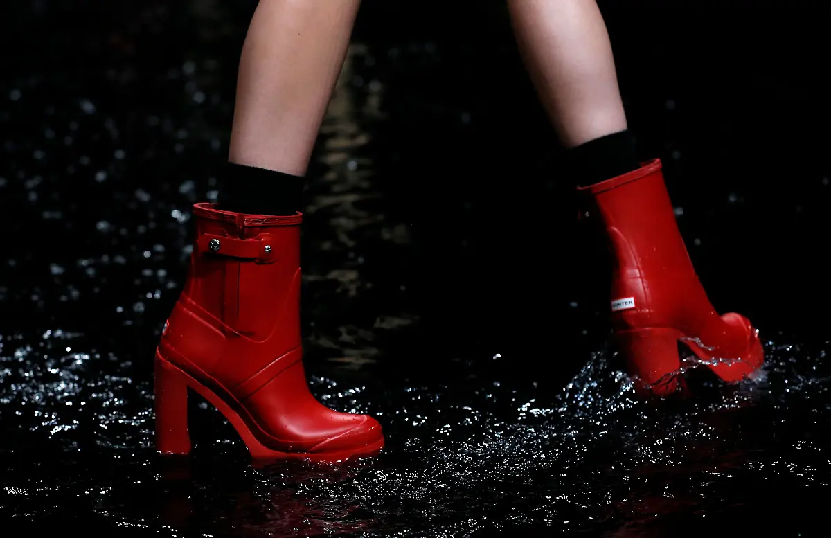 2014-02-15T192548Z-1366685360-GM1EA2G09EM01-RTRMADP-3-BRITAIN-JPG3125159669641183117