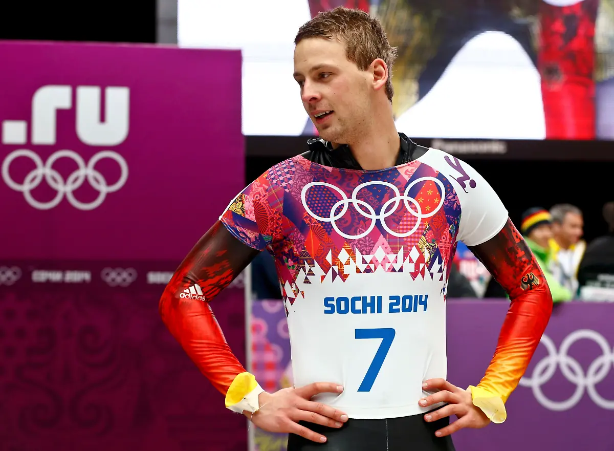 2014-02-15T164825Z-517827544-LR2EA2F1AOEXC-RTRMADP-3-OLYMPICS-SKELETON-JPG2542356776250623981