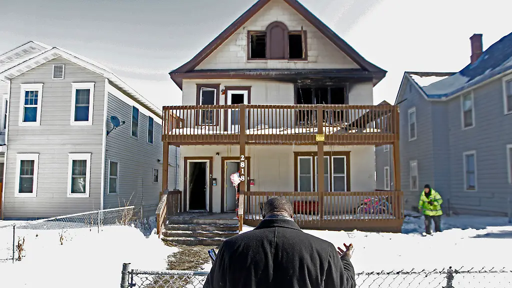 32889E0052A6885F-jpg3878282626670662457