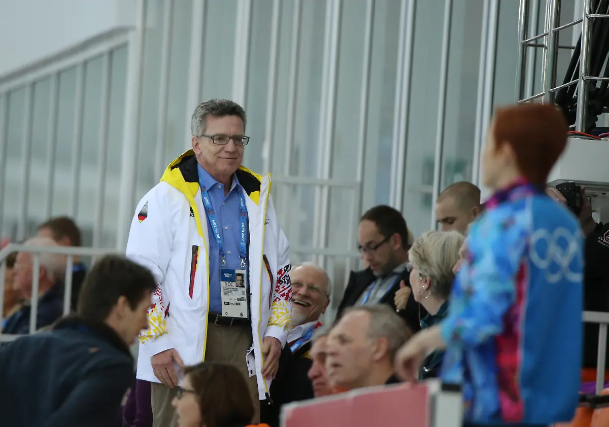 3guf2240-jpg6563333413518216626