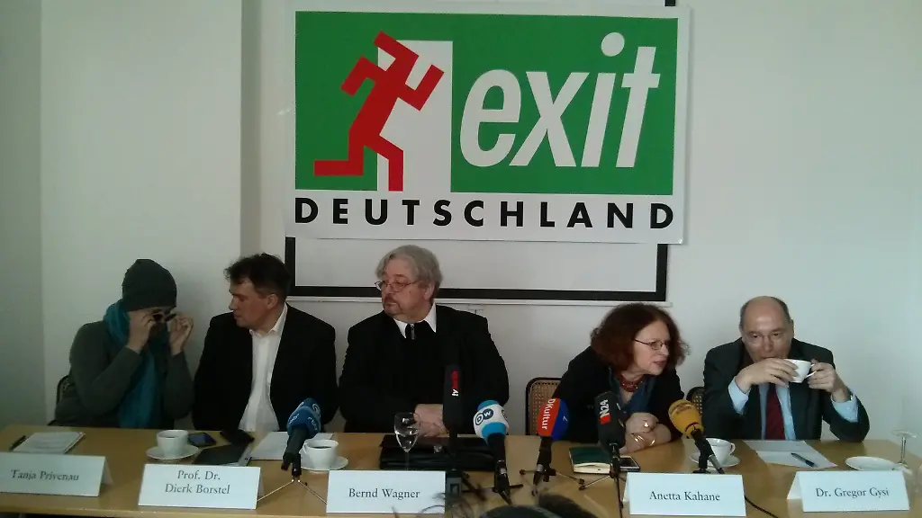 IMG-20140211-102332-1