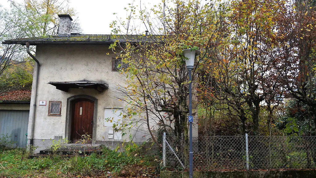 3grp2811-jpg4934027894321459421