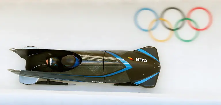 2014-02-05T143038Z-749605842-LM2EA2514V5DL-RTRMADP-3-OLYMPICS-BOBSLEIGH-JPG5286396591135307815