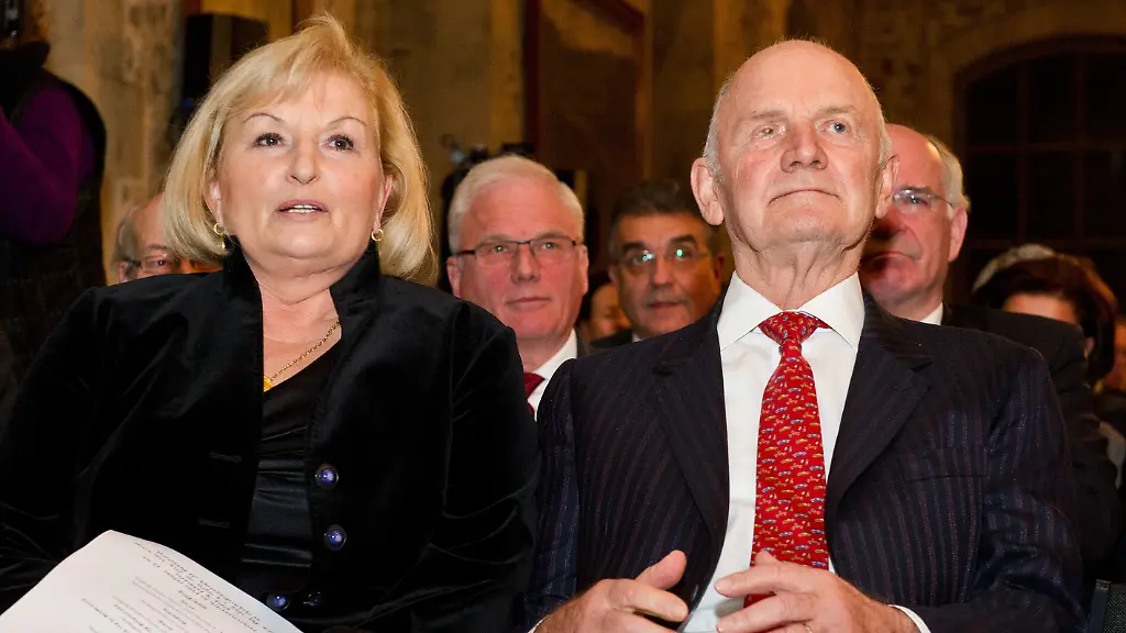 3gij2227-jpg2246204078505552528